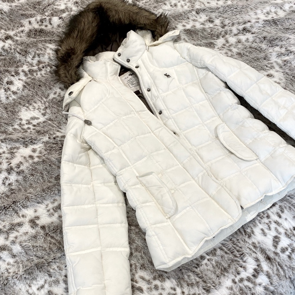 Abercrombie & Fitch Winter Fur White Puffer Jacket